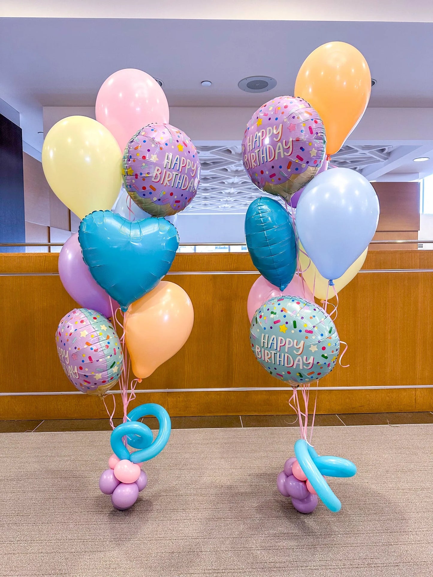 Balloon Bunch with 5 Latex & 3 Foil Balloons | Custom Party Decor Toronto & GTA