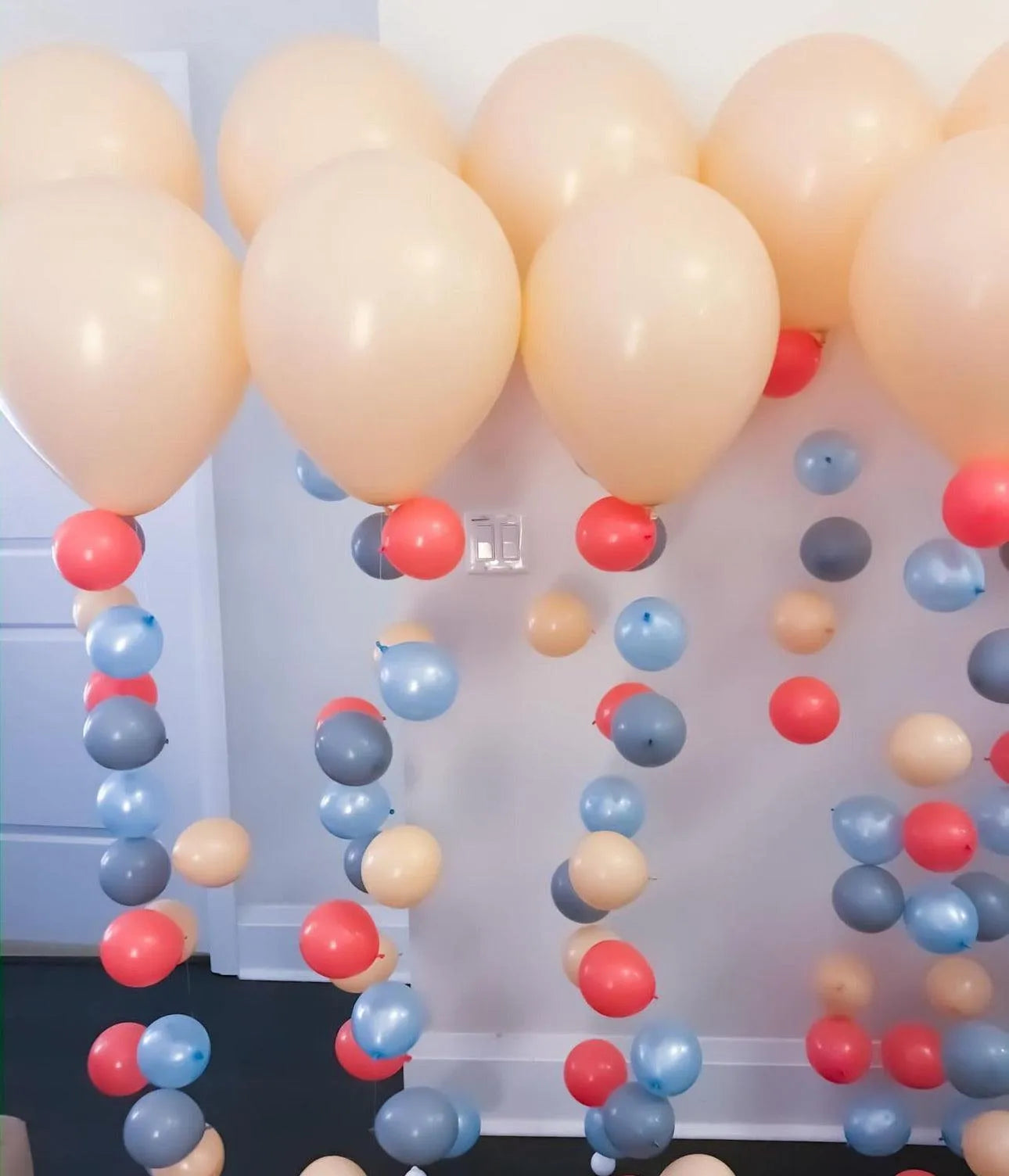 Balloon Fall Personalized - Customizable Decor for Any Event in Toronto - My Blush Peony