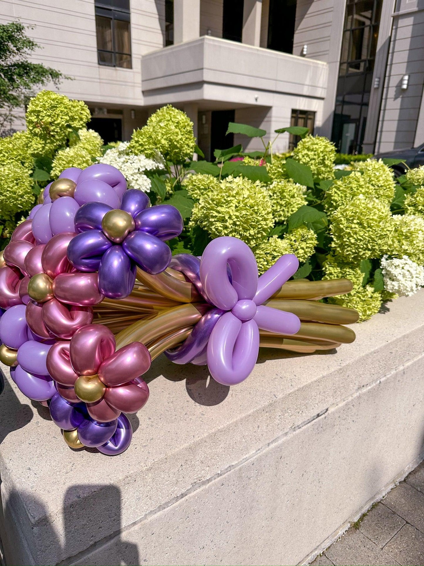 No Helium Balloons - Small Flowers Balloon Bouquet - My Blush Peony