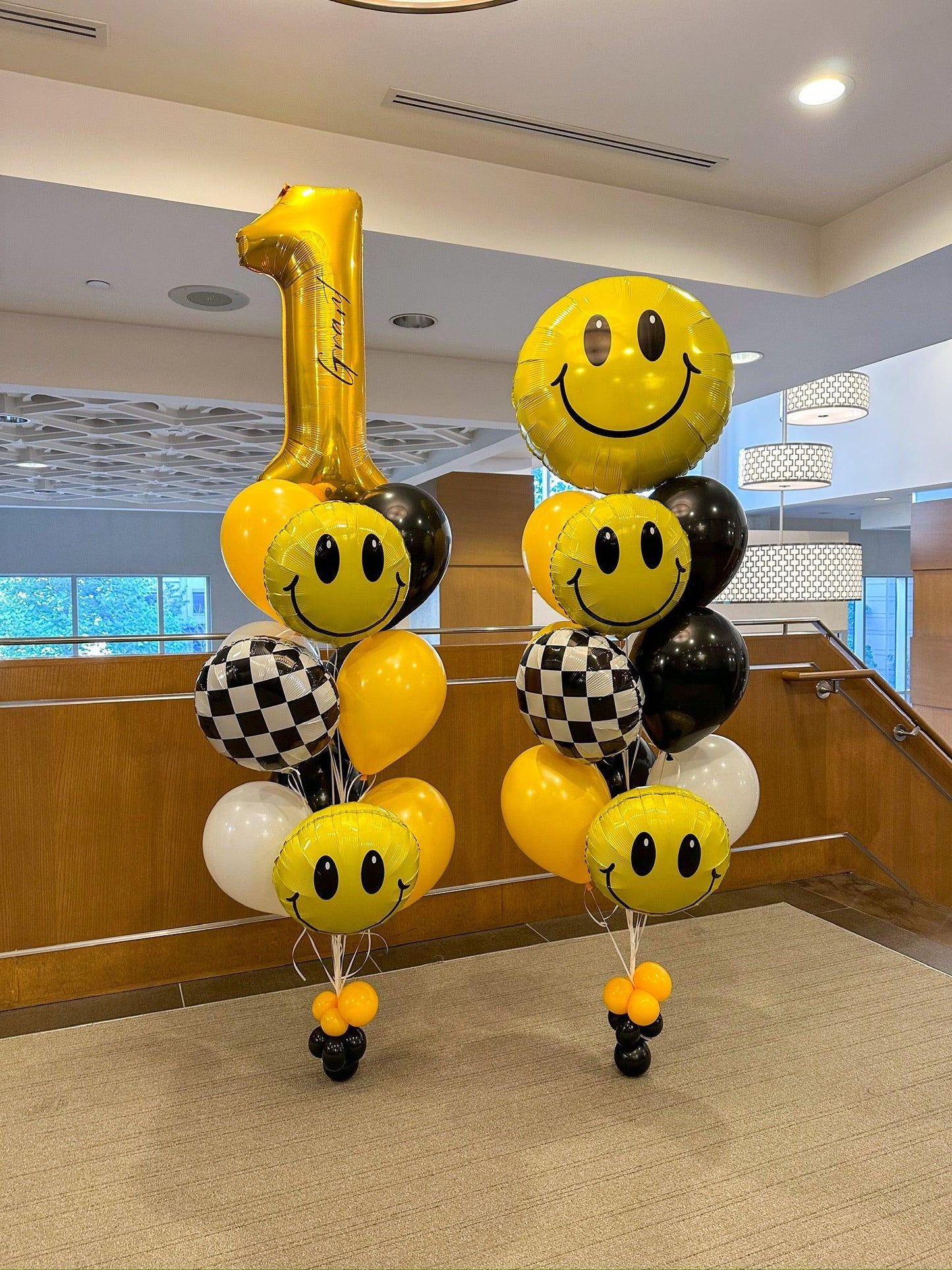 Happy Dude Set - Smiley | Balloon Arrangement - My Blush Peony